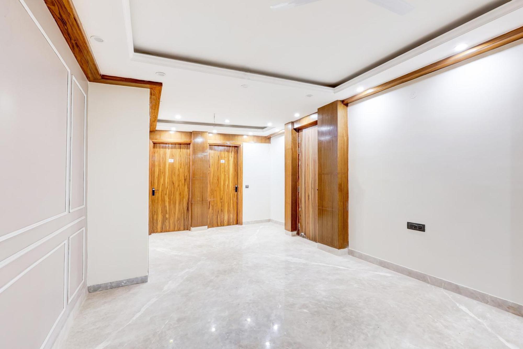 Super Hotel O Sector 43 Gurgaon Bagian luar foto