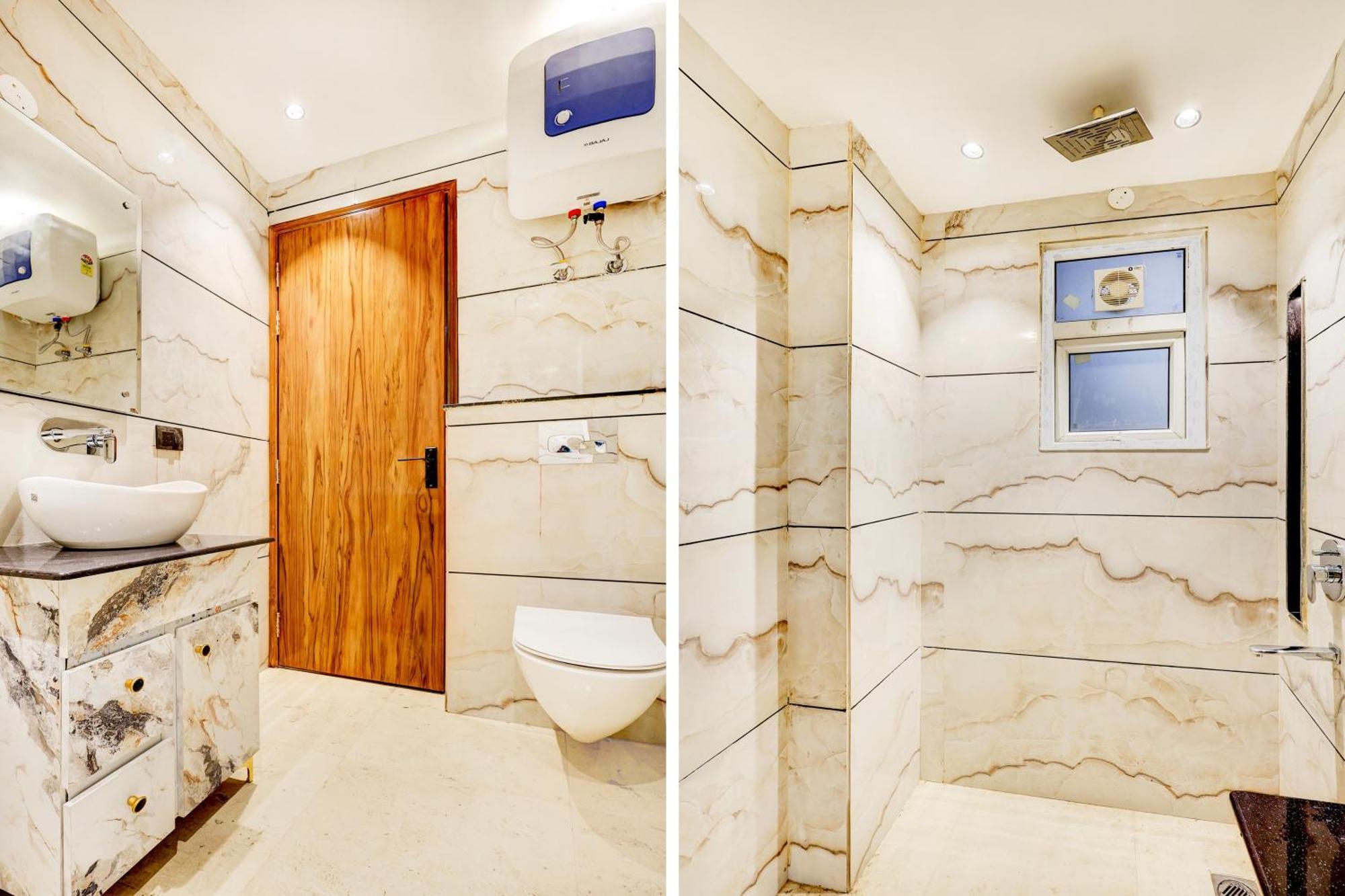 Super Hotel O Sector 43 Gurgaon Bagian luar foto